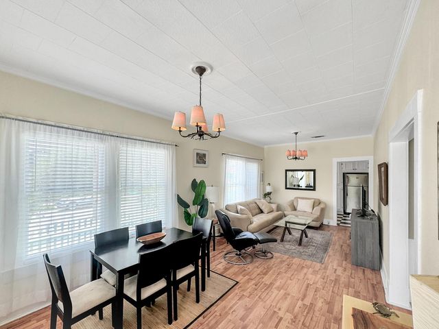 1504 Christopher Columbus Boulevard, Galveston, TX 77550