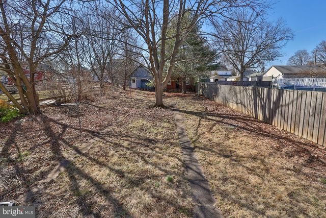 126 S 2ND ST, Quakertown, PA 18951