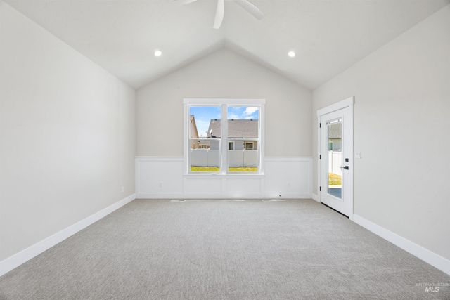 933-945 S Almond St, Nampa, ID 83686