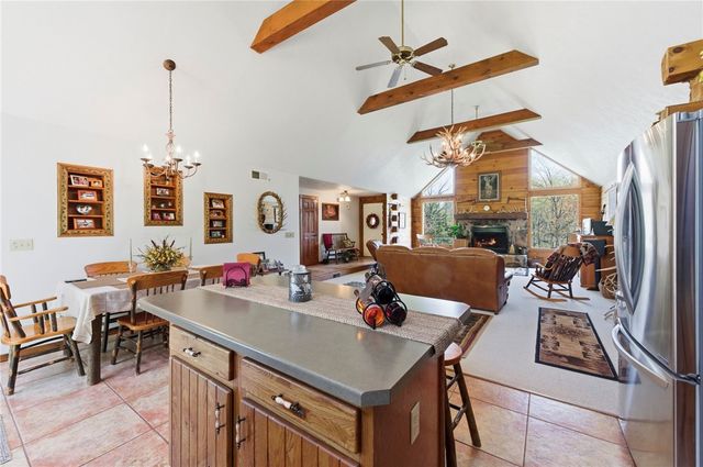 5423 Beechnut Dr, Richland, PA 15044
