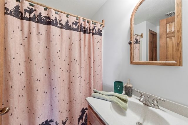 5423 Beechnut Dr, Richland, PA 15044