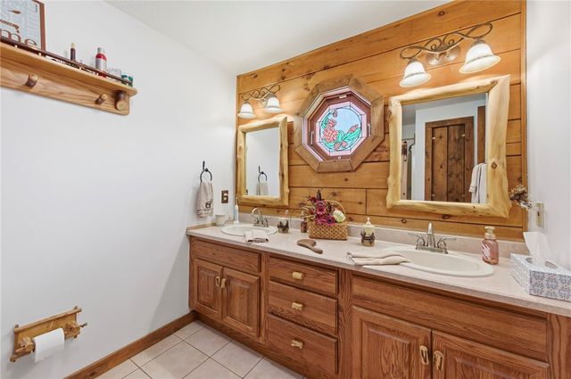 5423 Beechnut Dr, Richland, PA 15044