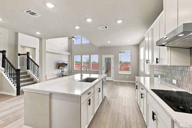 943 Earp Blvd, San Antonio, TX 78260