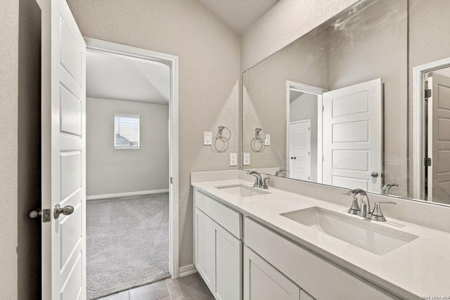 943 Earp Blvd, San Antonio, TX 78260