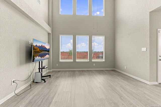 943 Earp Blvd, San Antonio, TX 78260