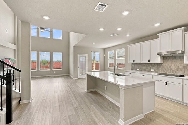 943 Earp Blvd, San Antonio, TX 78260