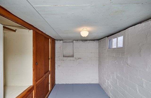 210 SW Des Moines Street, Ankeny, IA 50023