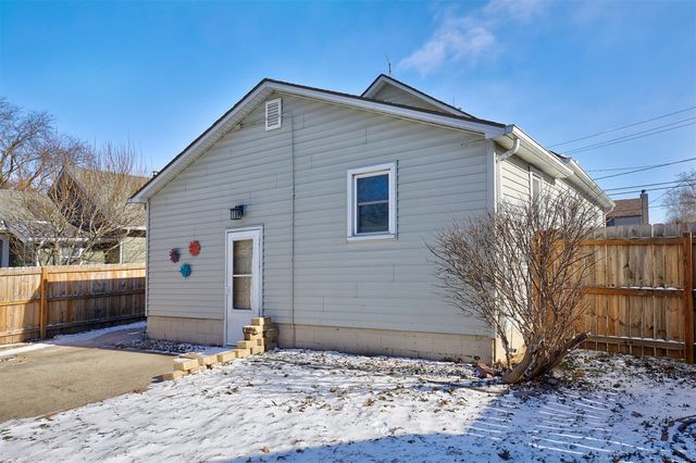 210 SW Des Moines Street, Ankeny, IA 50023
