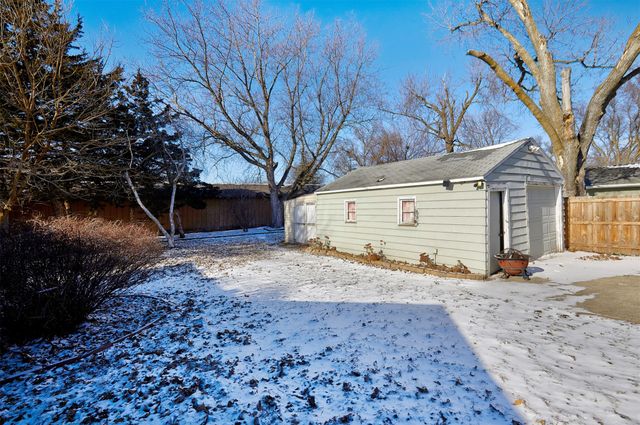 210 SW Des Moines Street, Ankeny, IA 50023