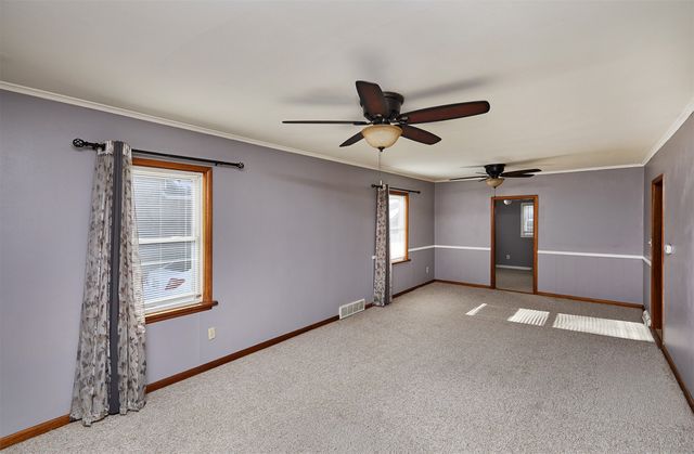 210 SW Des Moines Street, Ankeny, IA 50023