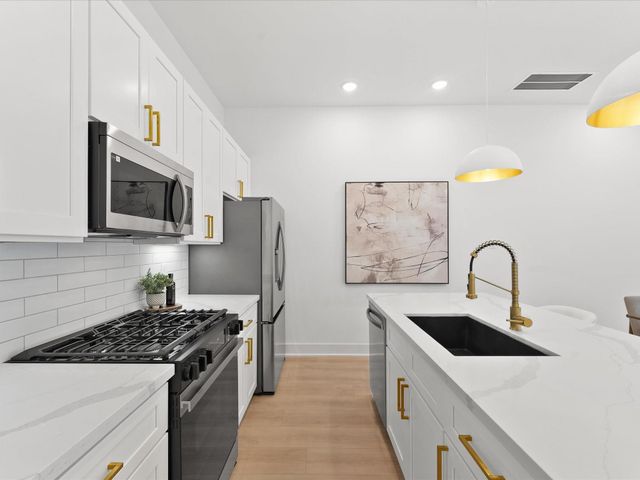 267 De Boll Street, Houston, TX 77022