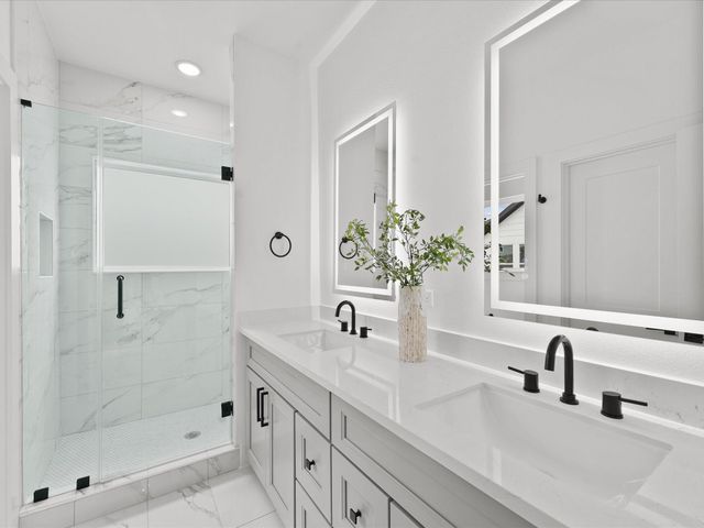 267 De Boll Street, Houston, TX 77022