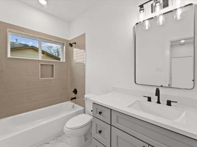 267 De Boll Street, Houston, TX 77022