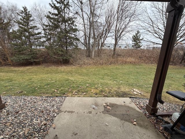 1667 Countryside Drive, Shakopee, MN 55379