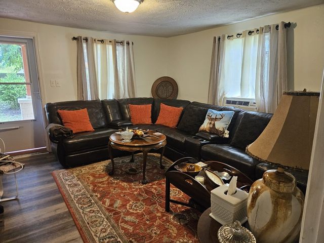 909 16th Avenue, Phenix City, AL 36867