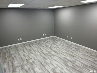 960 E 53rd St Ste 1A And, Davenport, IA 52807