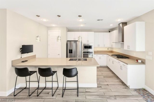 11423 Gravitation Drive, Las Vegas, NV 89135