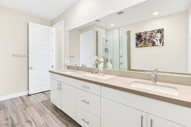 11423 Gravitation Drive, Las Vegas, NV 89135