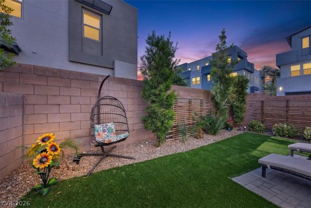 11423 Gravitation Drive, Las Vegas, NV 89135