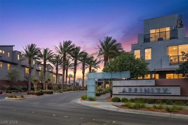 11423 Gravitation Drive, Las Vegas, NV 89135