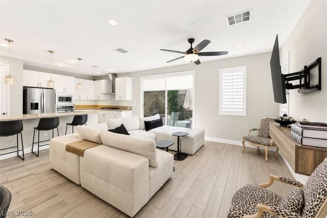 11423 Gravitation Drive, Las Vegas, NV 89135