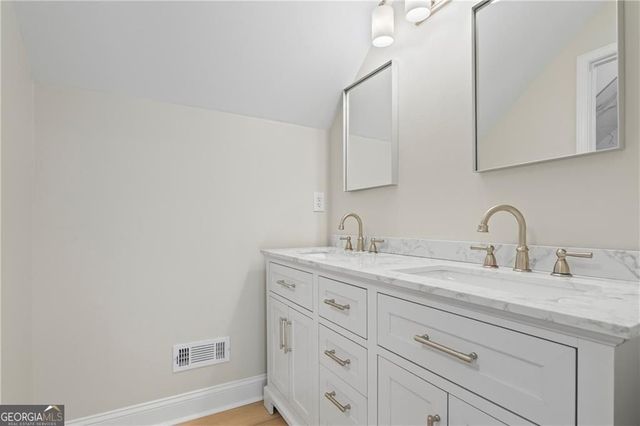3114 Old Cornelia Highway NE, Gainesville, GA 30507