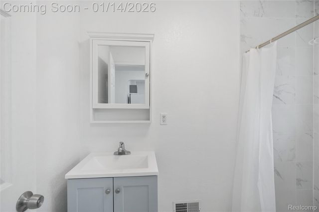 432 W Dartmouth Street, Flint, MI 48505