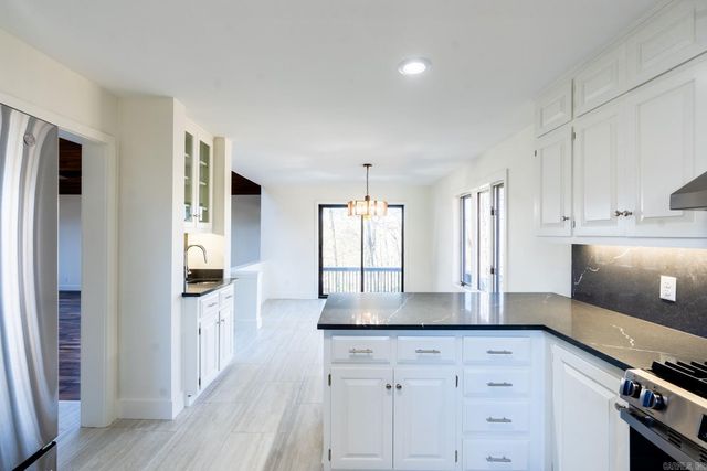 513 Bayview Place, Heber Springs, AR 72543