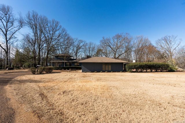 513 Bayview Place, Heber Springs, AR 72543