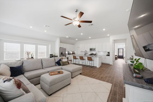 14531 Austin Heights, San Antonio, TX 78253