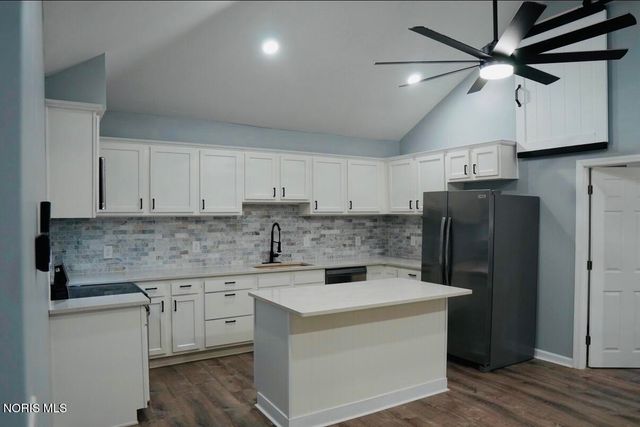 3522 Wallace Boulevard, Toledo, OH 43611