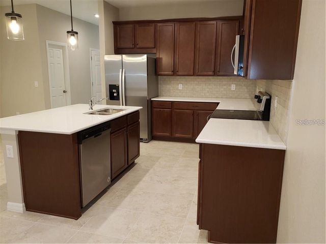 15915 MARINA BAY DRIVE, Winter Garden, FL 34787