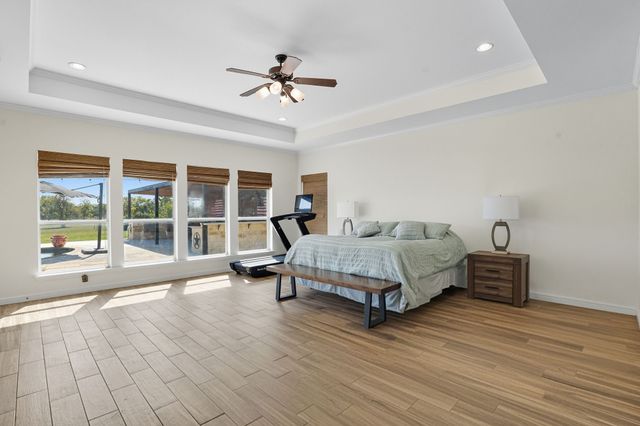 213 Audra Circle, Rhome, TX 76078