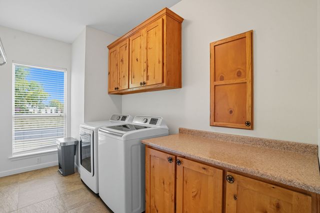 213 Audra Circle, Rhome, TX 76078