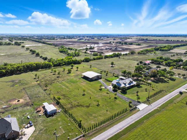 213 Audra Circle, Rhome, TX 76078