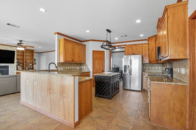 213 Audra Circle, Rhome, TX 76078