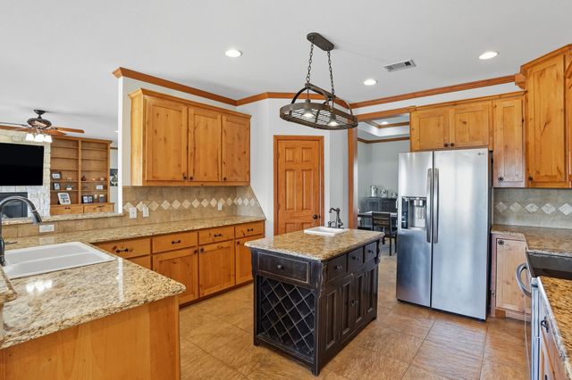 213 Audra Circle, Rhome, TX 76078