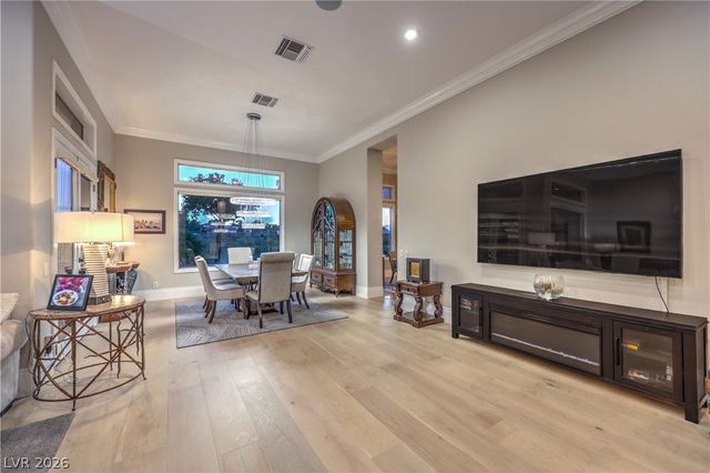11 Isleworth Drive, Henderson, NV 89052