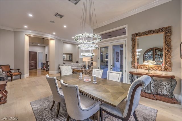 11 Isleworth Drive, Henderson, NV 89052