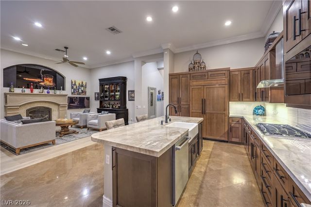11 Isleworth Drive, Henderson, NV 89052