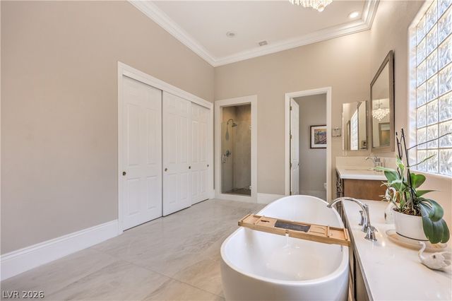 11 Isleworth Drive, Henderson, NV 89052