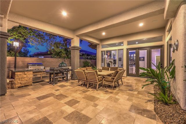 11 Isleworth Drive, Henderson, NV 89052
