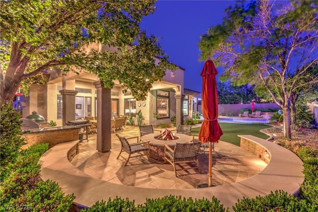 11 Isleworth Drive, Henderson, NV 89052