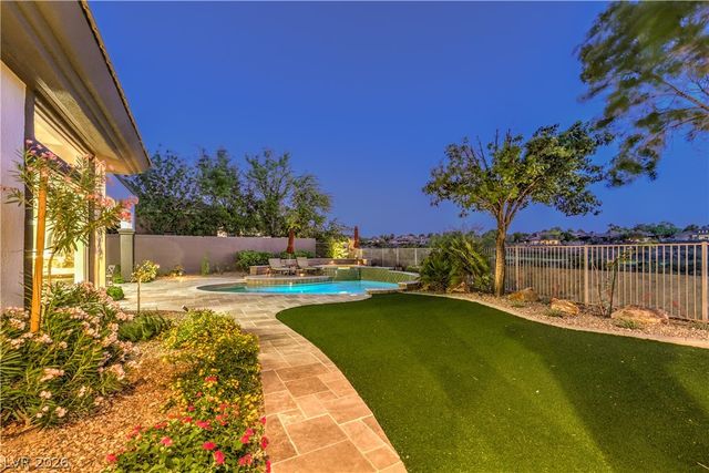 11 Isleworth Drive, Henderson, NV 89052