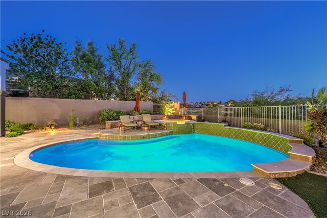 11 Isleworth Drive, Henderson, NV 89052