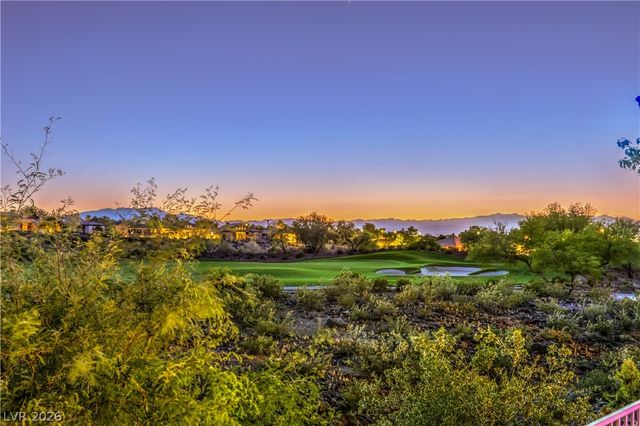 11 Isleworth Drive, Henderson, NV 89052