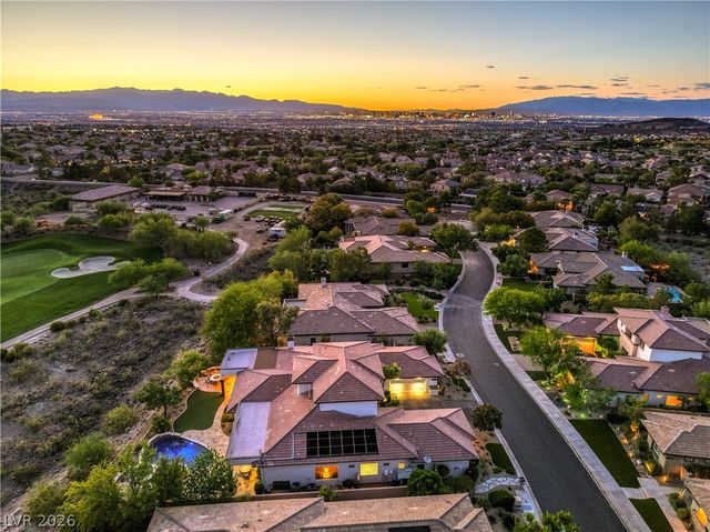 11 Isleworth Drive, Henderson, NV 89052