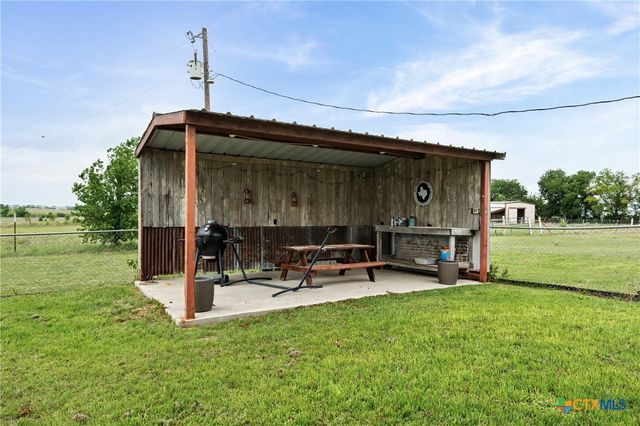 6990 Stringtown Spur, Rogers, TX 76569