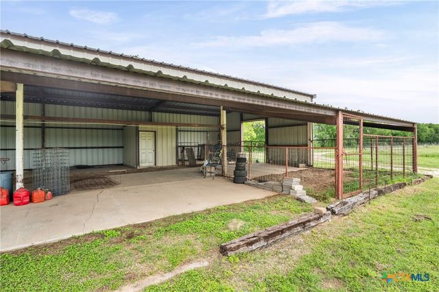6990 Stringtown Spur, Rogers, TX 76569