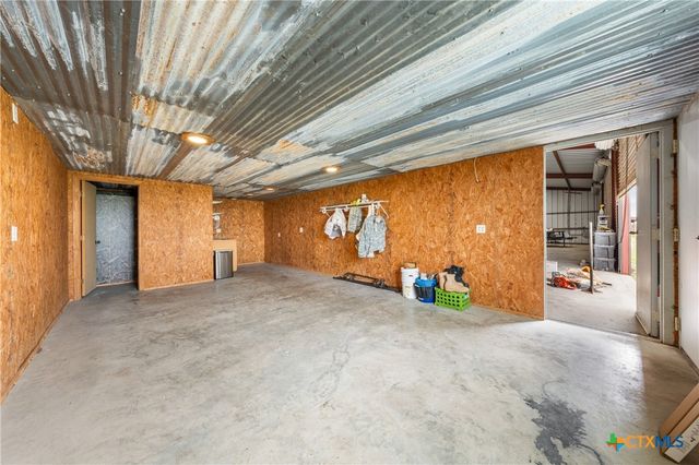 6990 Stringtown Spur, Rogers, TX 76569